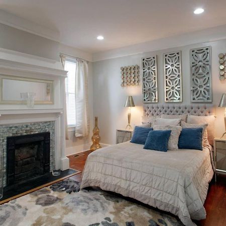 Huge 5 Bed, 5 Bath In Historic Downtown ซาวานนาห์ ภายนอก รูปภาพ