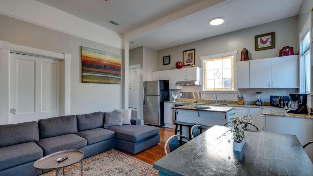 Huge 5 Bed, 5 Bath In Historic Downtown ซาวานนาห์ ภายนอก รูปภาพ