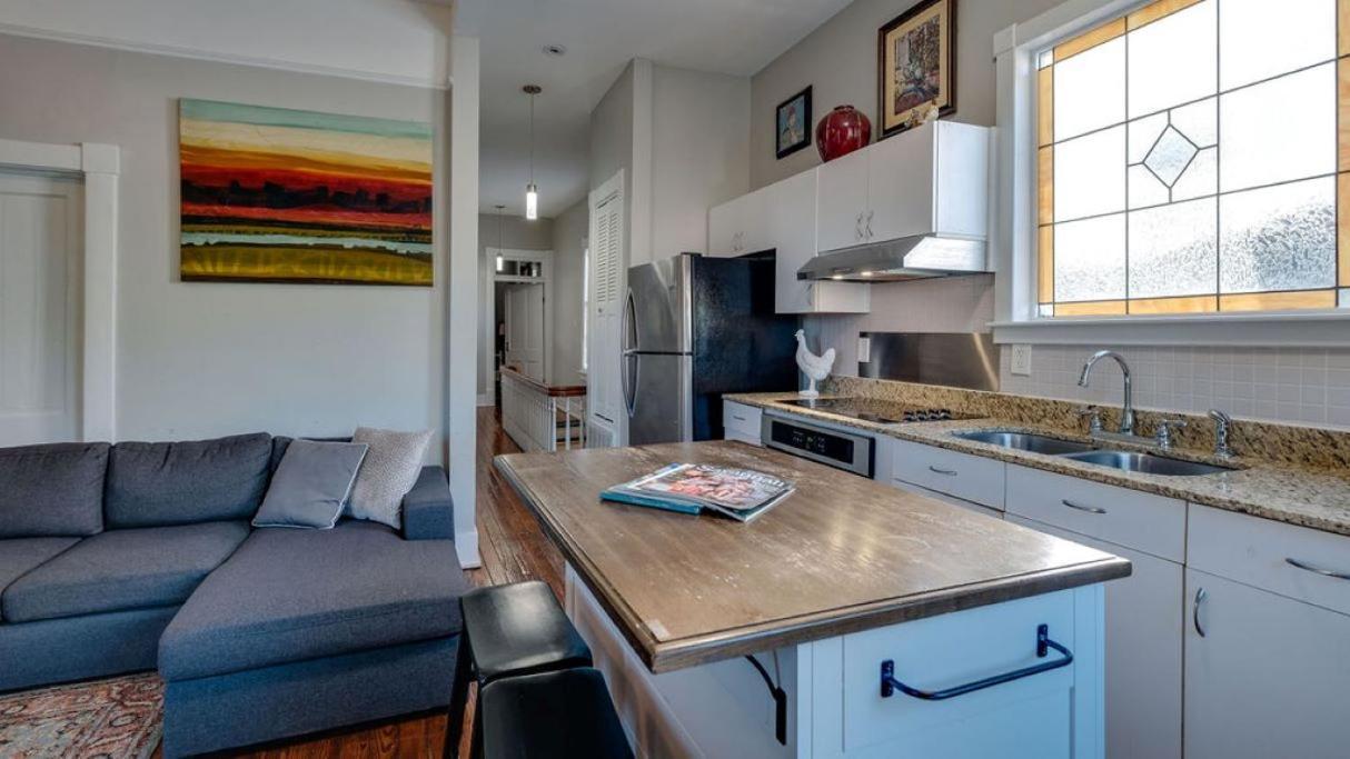Huge 5 Bed, 5 Bath In Historic Downtown ซาวานนาห์ ภายนอก รูปภาพ